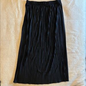Zara Black Pleated Midi Skirt